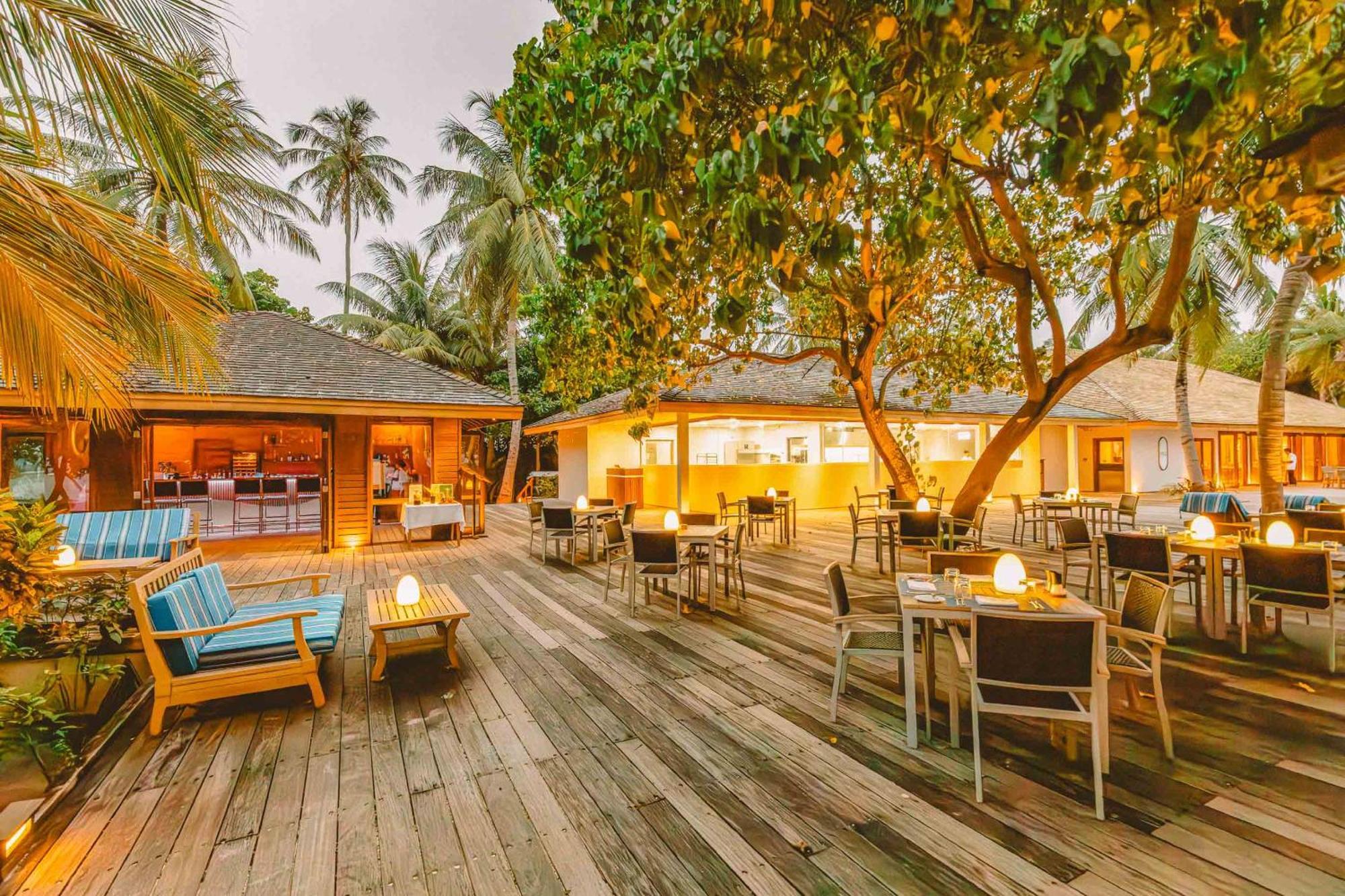 Meeru Maldives Resort Island Dhiffushi Exterior foto